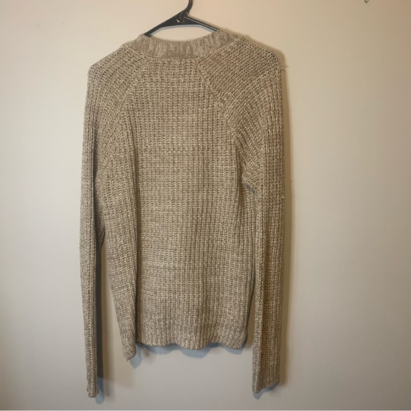 LIGHT BEIGE KNITT LONG SLEEVE SWEATER FALL SIZE MEDIUM VNECK BUTTON UP CARDIGAN - Picture 9 of 9